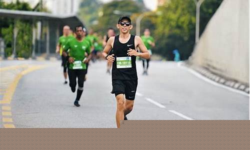 穿篮球鞋跑马拉松-跑步穿篮球鞋