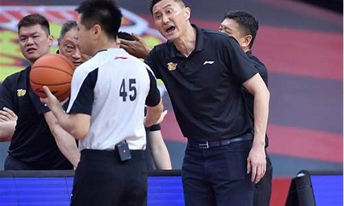 cba篮球裁判38号罚他钱吗-篮球38号裁判是谁
