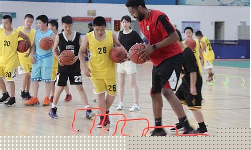 国际比赛篮球规则-国际篮球篮球1vs1规则
